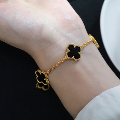 [Stellar Jewelry] CLOVER 5 MOTIF ONYXS BRACELET COLLECTION