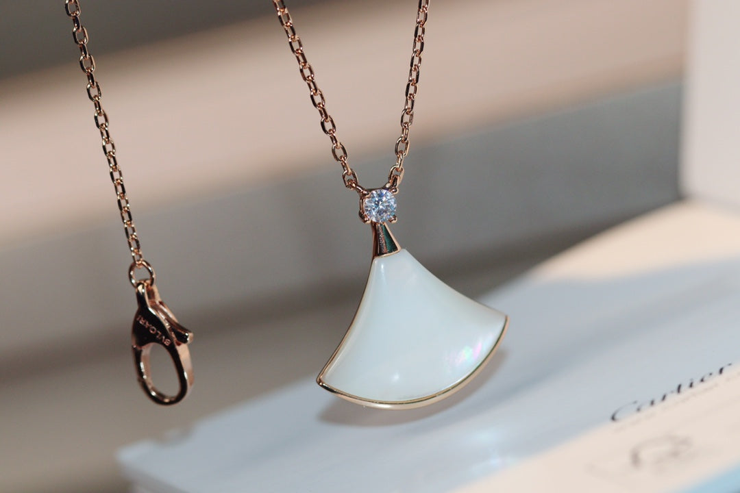 [Stellar Jewelry]DREAM NECKLACE WHITE MOP PINK GOLD 1 DIAMOND