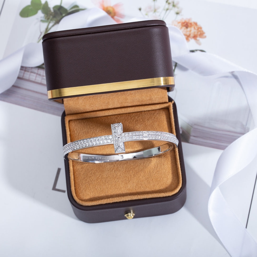 [Stellar jewels]WIDE DIAMONDS HINGED BANGLE SILVER