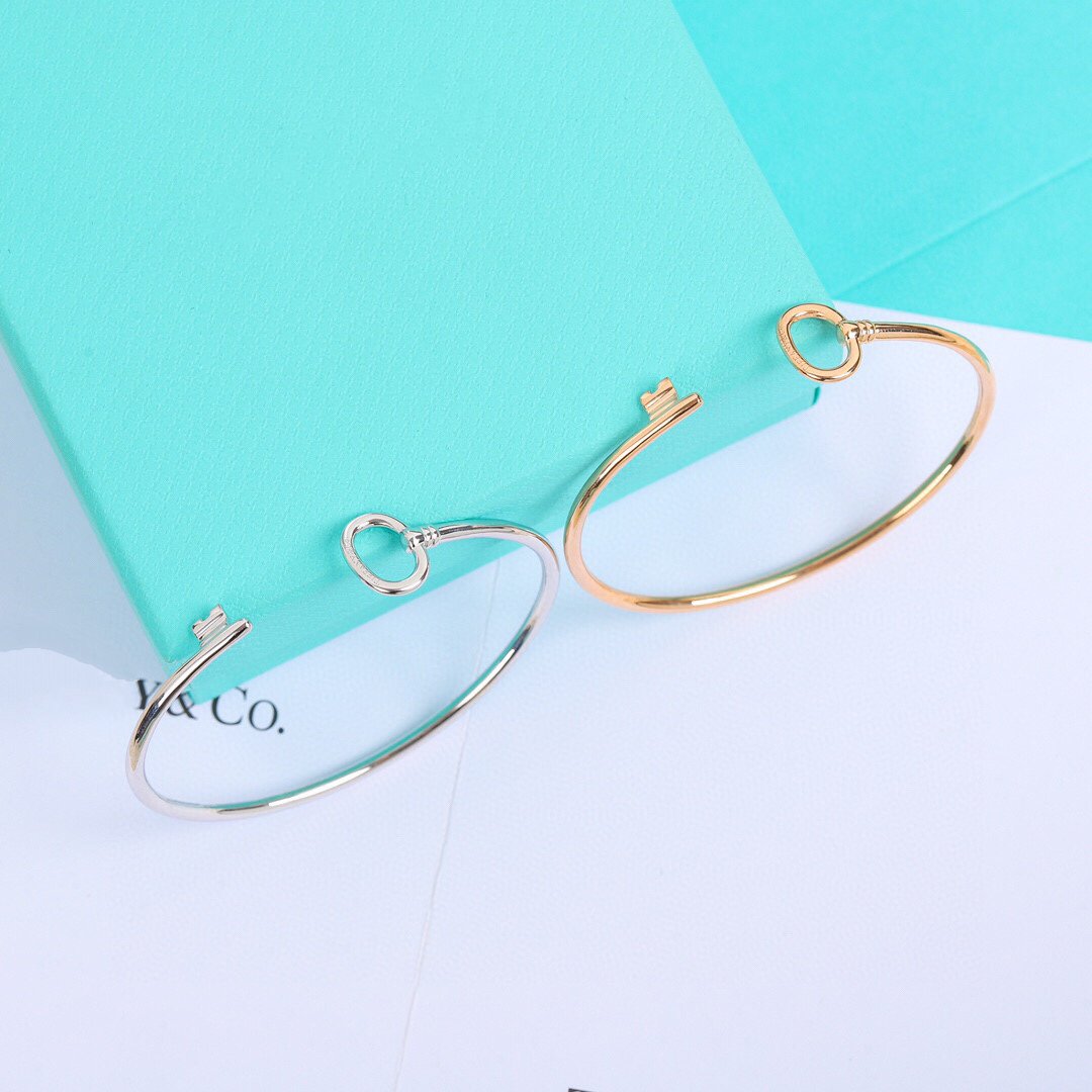 [Stellar jewels]KEY WIRE OVAL BRACELET