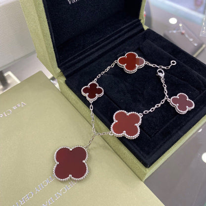 [Stellar Jewelry]CLOVER 5 MOTIFS SIVLER CARNELIAN BRACELET