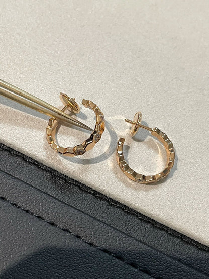 [Stellar Jewelry]Hollow Design Four-Leaf Clover Flower Shape Ring