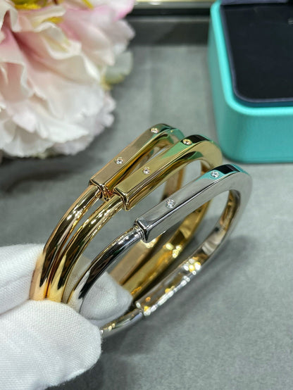 [Stellar jewels]LOCK BRACELET 8 DIAMOND