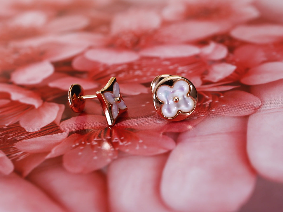 [Stellar Jewelry]STAR AND SUN PINK GOLD MOP STUD EARRINGS