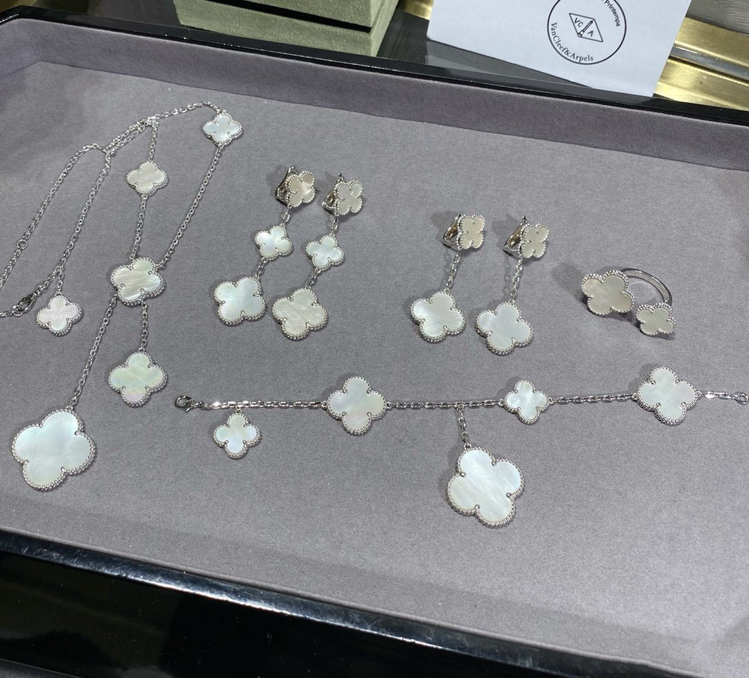 [Stellar Jewelry]CLOVER 5 MOTIF WHITE MOP SILVER BRACELET