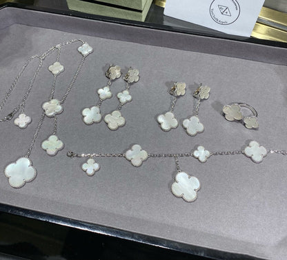 [Stellar Jewelry]CLOVER 5 MOTIF WHITE MOP SILVER BRACELET