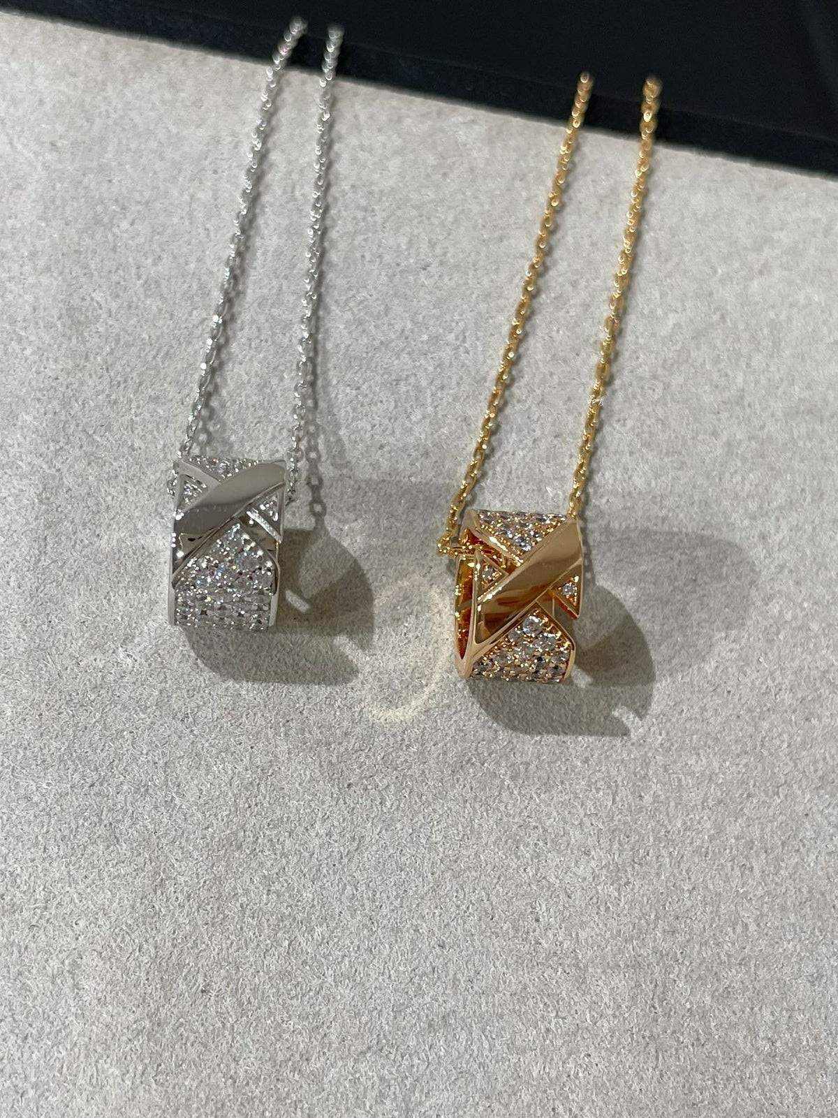 [Stellar Jewelry]LIENS EVIDENCE DIAMOND PAVED NECKLACE