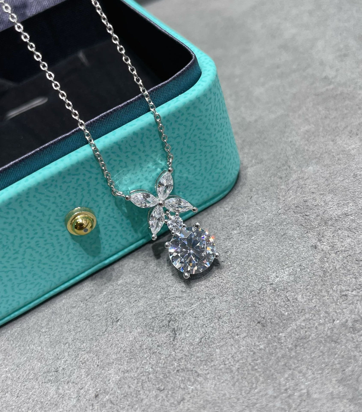 [Stellar jewels]VICTORIA PENDANT SILVER DIAMOND NECKLACE