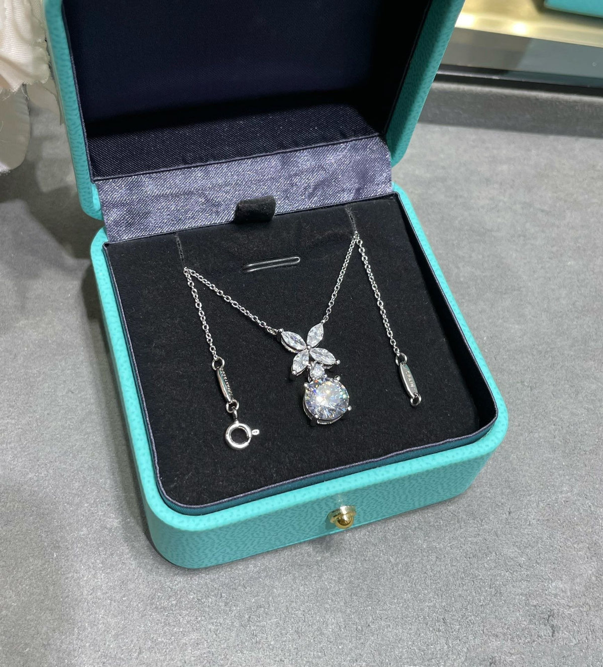 [Stellar jewels]VICTORIA PENDANT SILVER DIAMOND NECKLACE