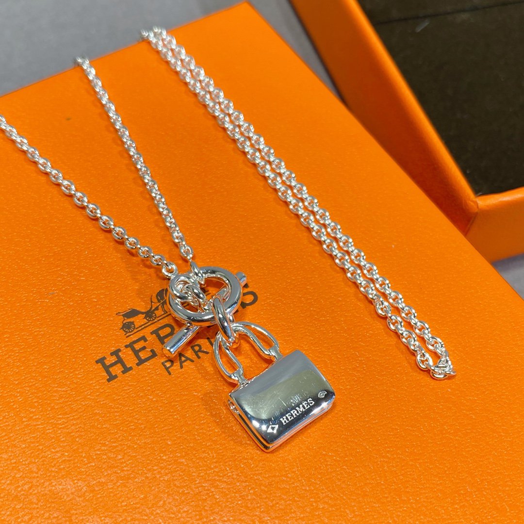 [Stellar Jewelry]CONSTANCE PEDANT SILVER NECKLACE