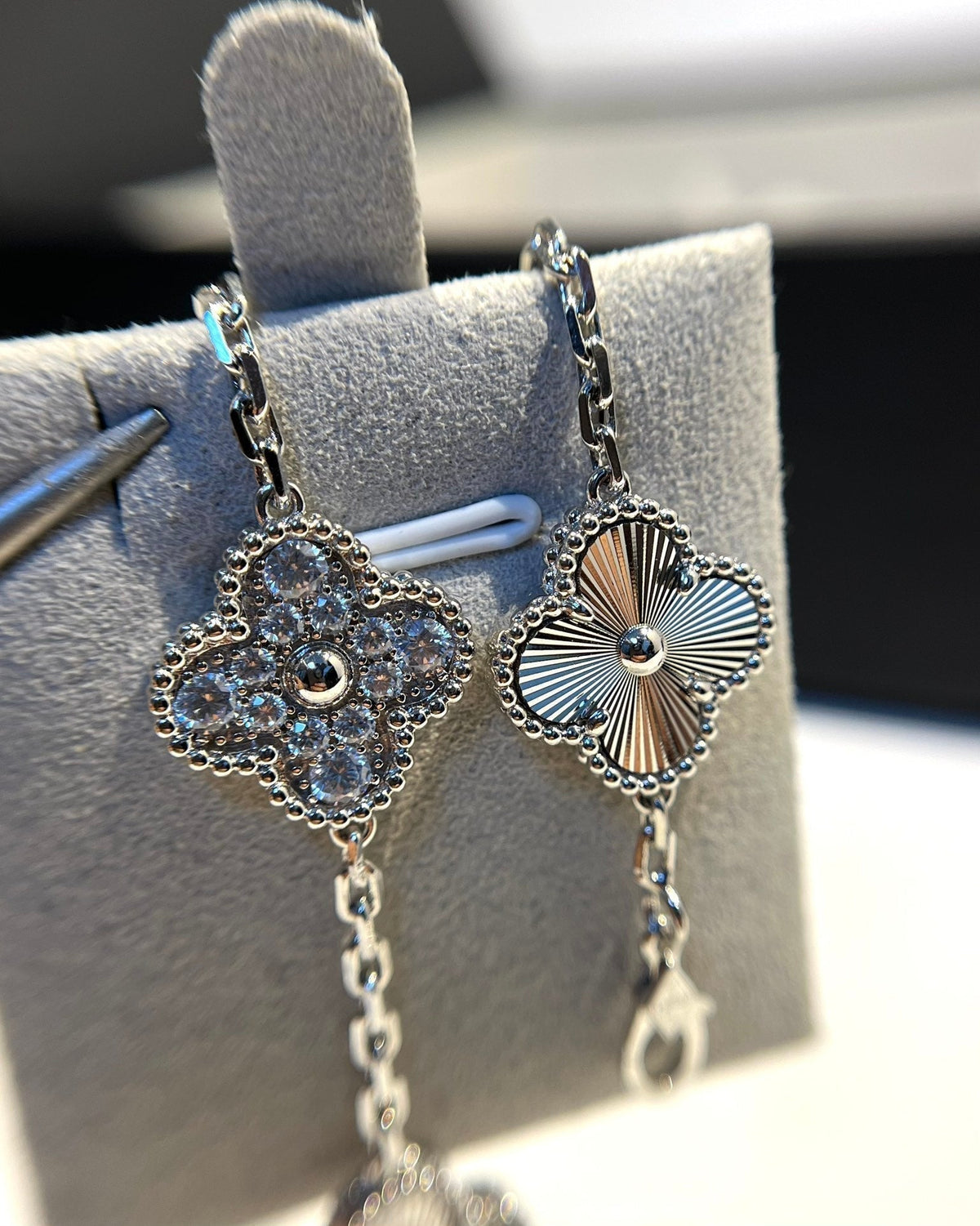 [Stellar Jewelry] CLOVER 5 MOTIF LASER BRACELET COLLECTION