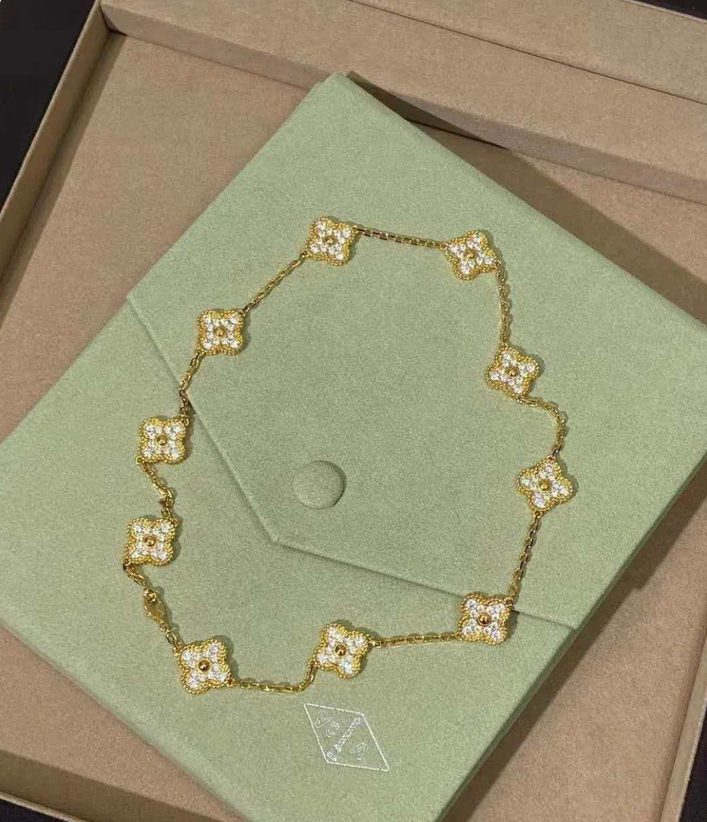 [Stellar Jewelry Jewelry]CLOVER 10 MOTIFS  Gold Diamond  NECKLACE