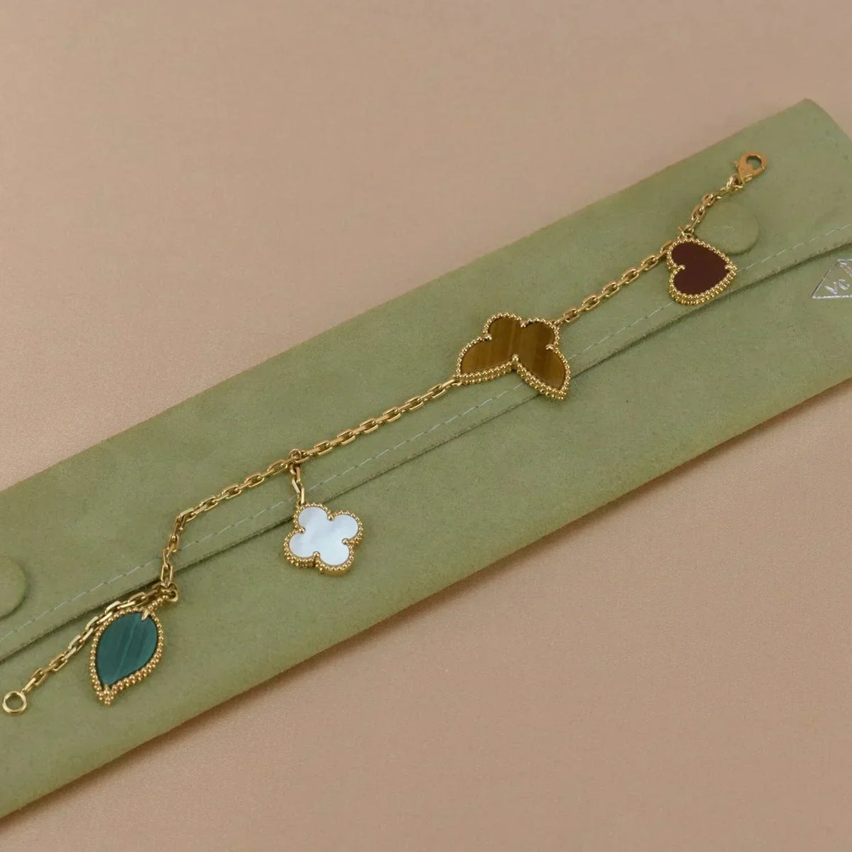 [Stellar Jewelry]LUCKY SPRING 5 MOTIF GOLD BRACELET