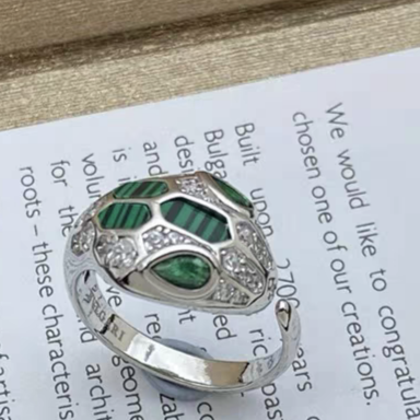 [Stellar Jewelry]BRAND NEW ASSORTED SNAKE HEAD MALACHITE RINGS