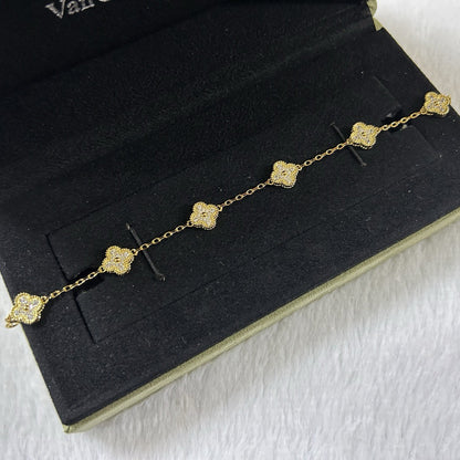 [Stellar Jewelry]CLOVER 6 MOTIF DIAMOND BRACELET