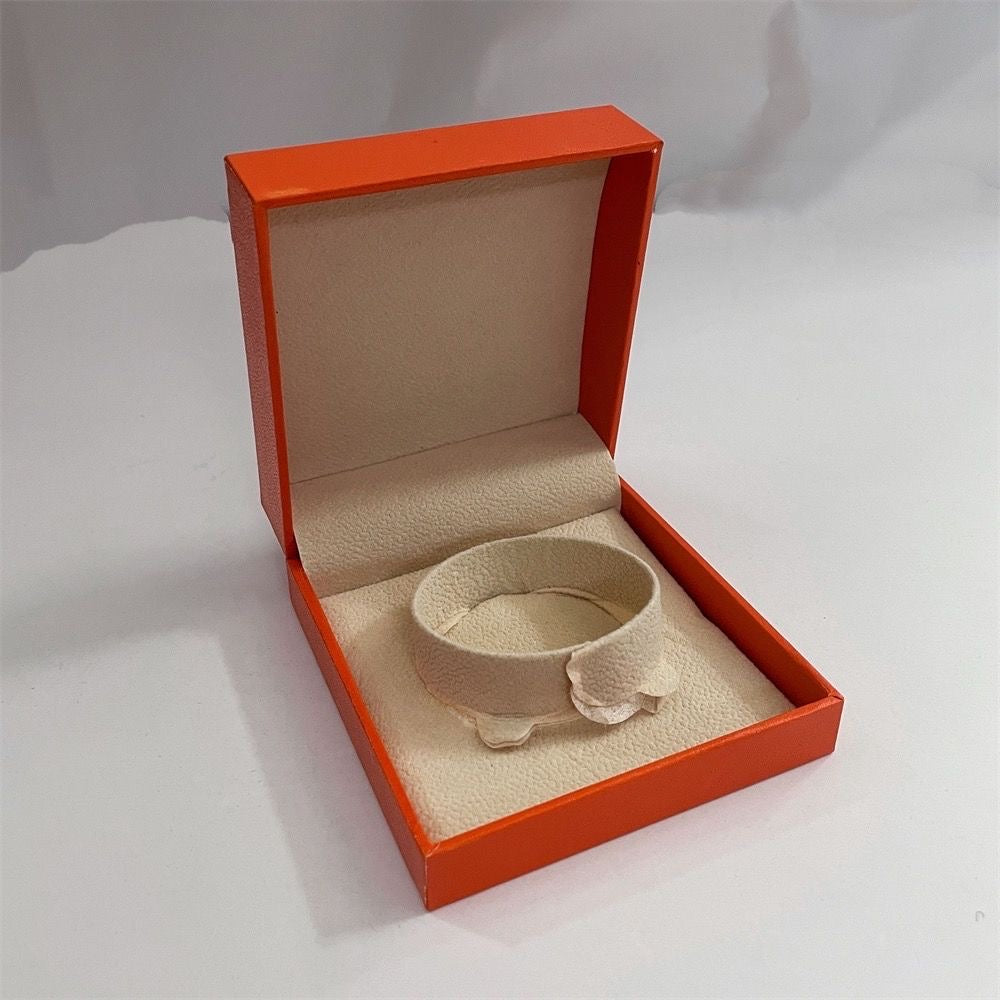 [Stellar Jewelry]HM BRACELET NECKLACE RING BOX GIFT BAG