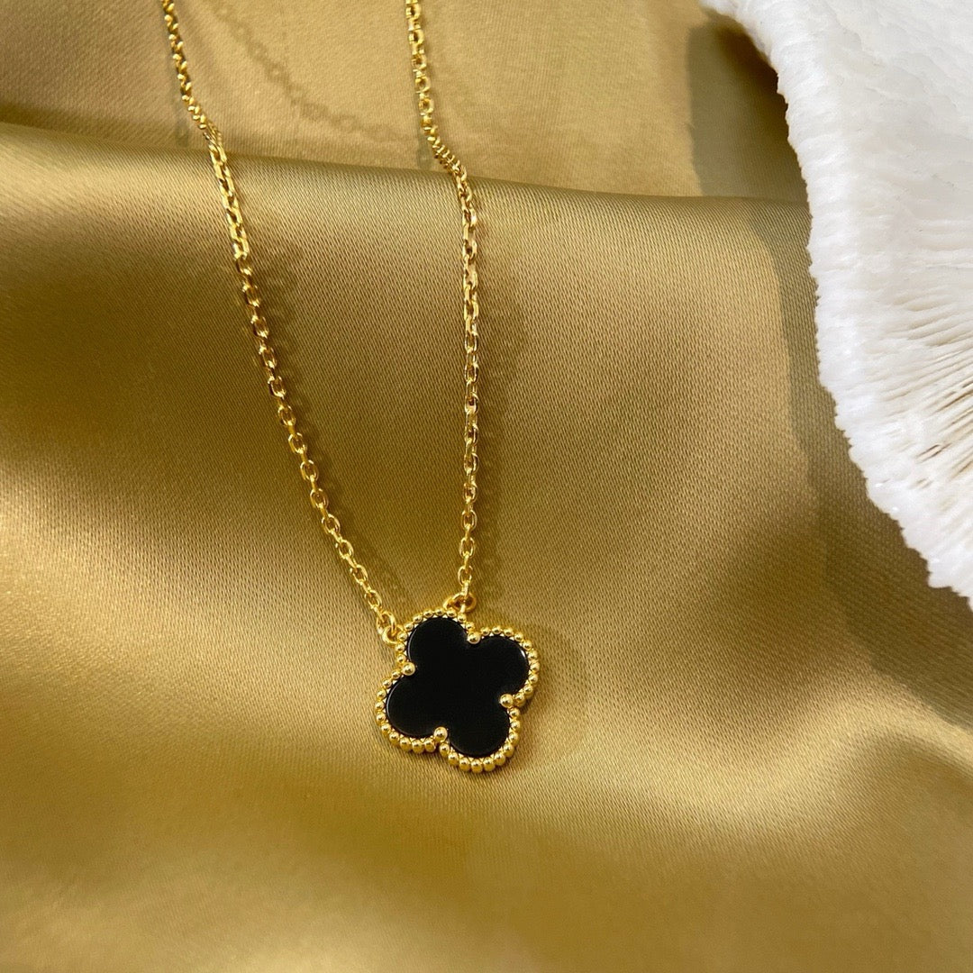 [Stellar Jewelry]CLOVER 15MM BLACK ONYX SINGLE FLOWER NECKLACE