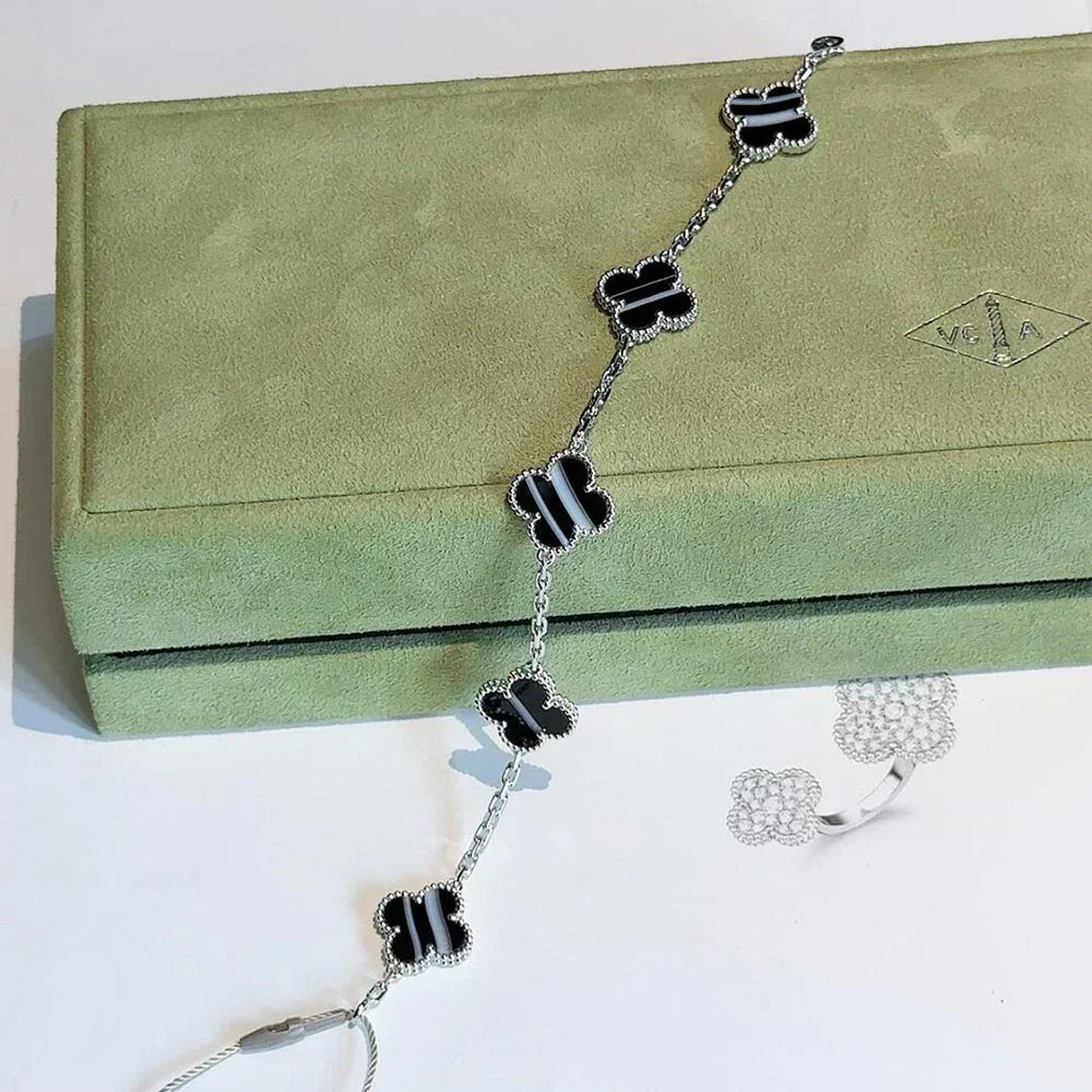 [Stellar Jewelry] CLOVER 5 MOTIF PULSAR STONE BRACELET COLLECTION