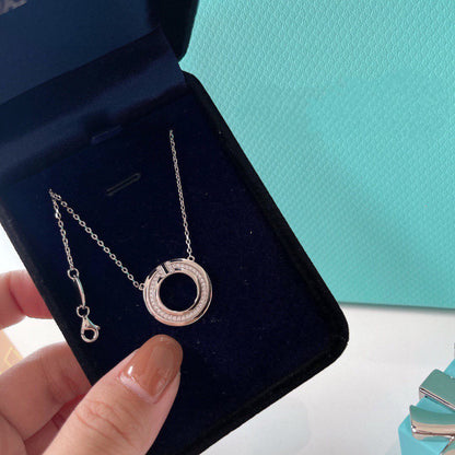 [Stellar jewels]DIAMOND AND MOTHER OF PEARL CIRCLE PENDANT