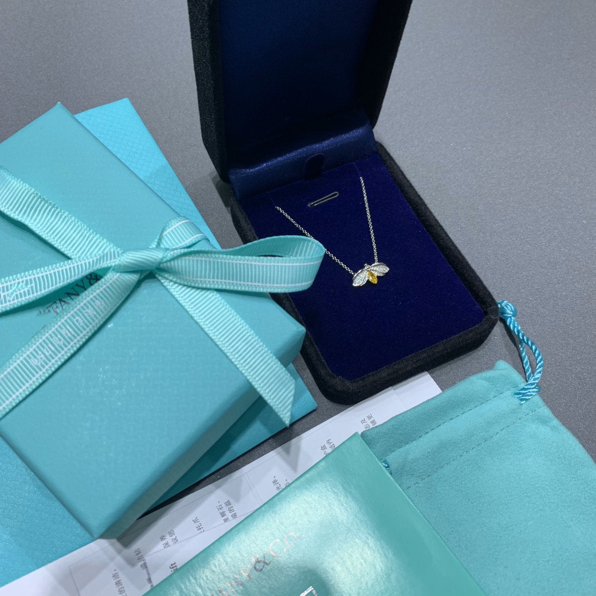 [Stellar jewels]PAPER FLOWERS YELLOW DIAMOND FIREFLY PENDANT