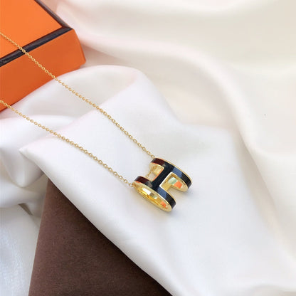 [Stellar Jewelry]HM CLIC BLACK ENAMEL GOLD NECKLACE
