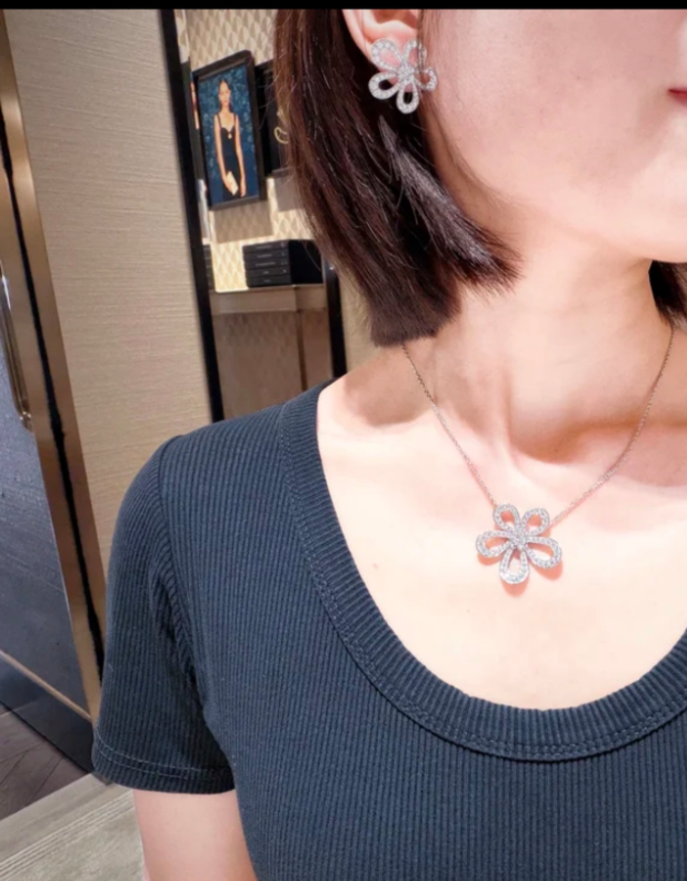 [Stellar Jewelry]Flowerlace Diamond Pavé NECKLACE