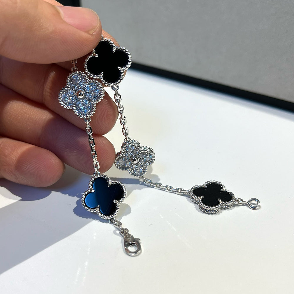 [Stellar Jewelry] CLOVER 5 MOTIF ONYXS BRACELET COLLECTION