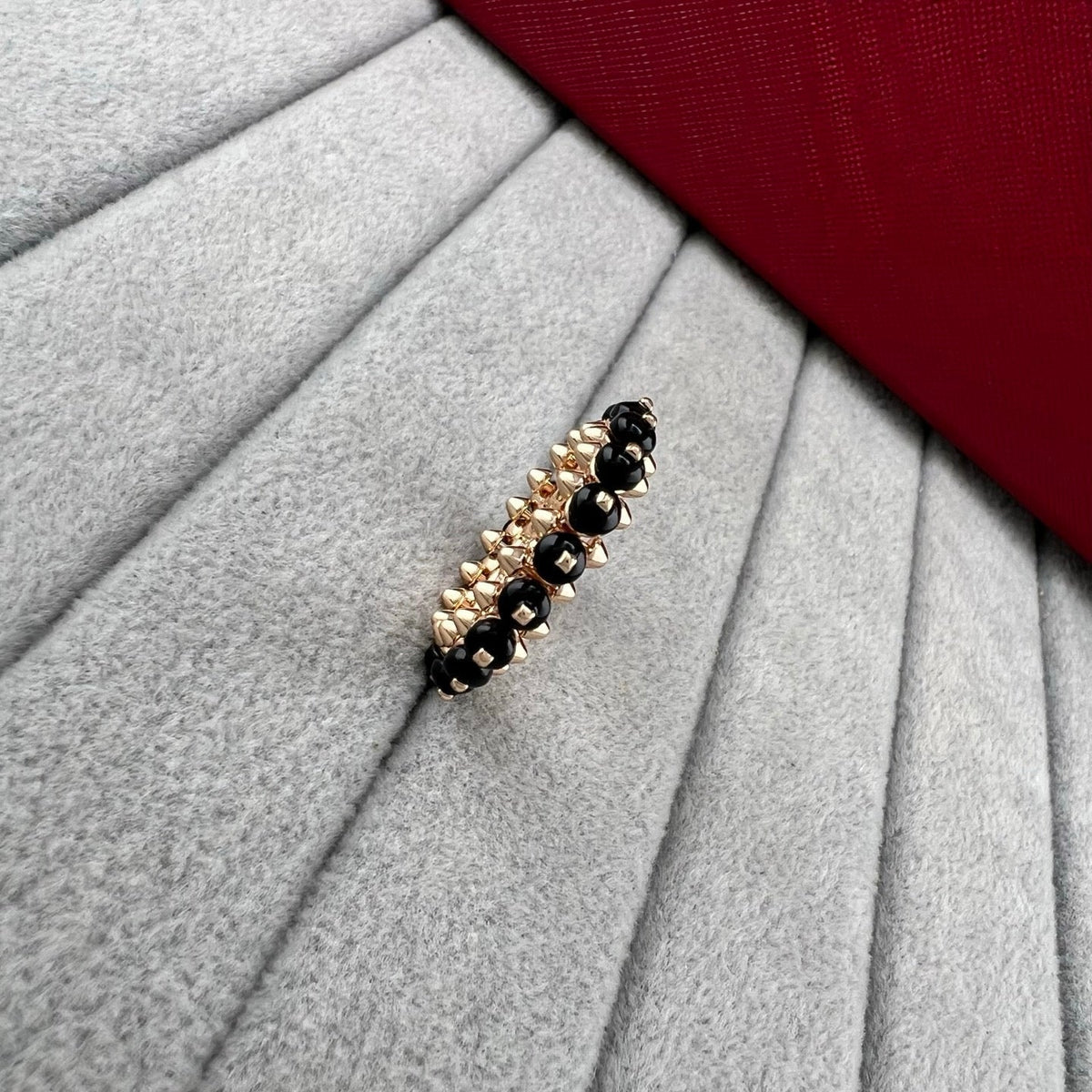 [Stellar Jewelry]PYRAMID COLORED STONE STUD RING
