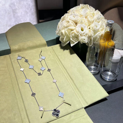 [Stellar Jewelry]DETACHABLE CLOVER 15(11+4) FLOWER SILVER NECKLACE SET