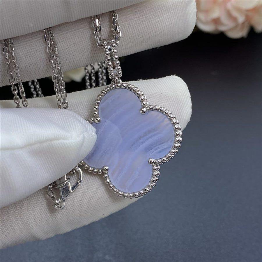 [Stellar Jewelry]CLOVER SILVER CHALCEDONY BIG CLOVER NECKLACE
