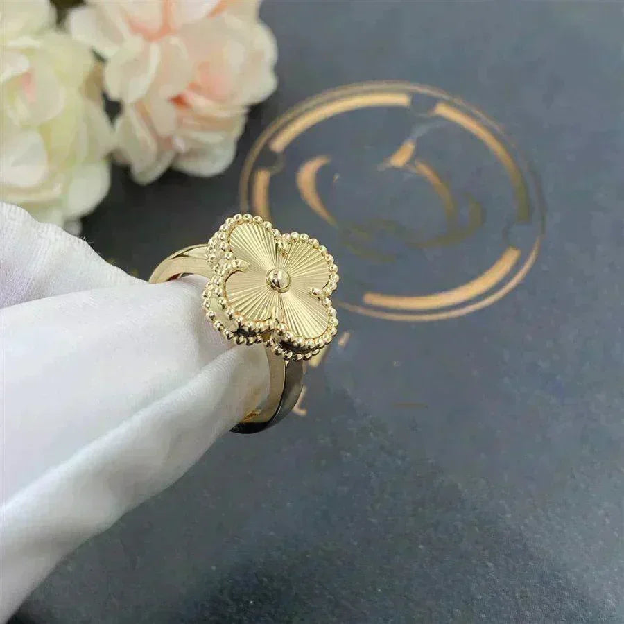 [Stellar Jewelry]CLOVER GOLD RING